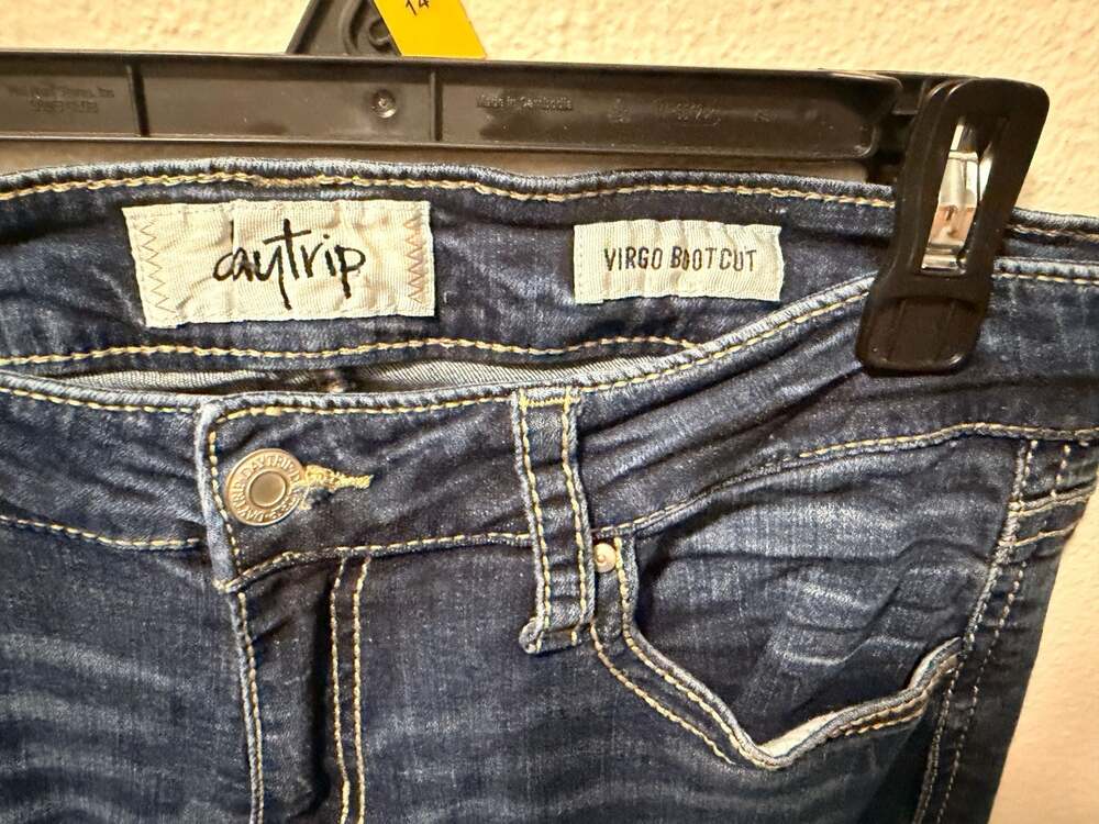 Daytrip Virgo Bootcut Jeans Dark Wash 30 L - Picture 6 of 8